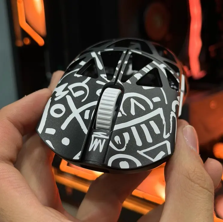 MOUSE GAMING BEAST X NACHO CUSTOMZ WIRELESS 8K LIMITED EDITION